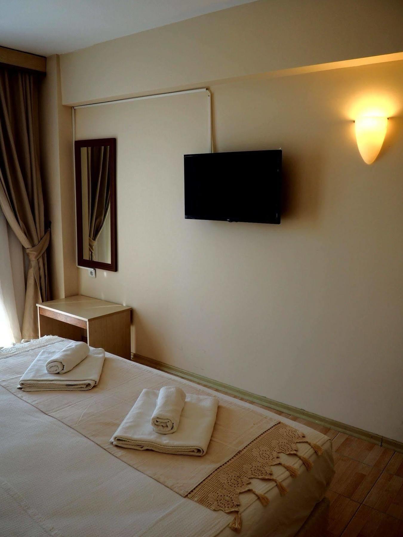 Atlas Apart Hotel Cesme Exterior foto